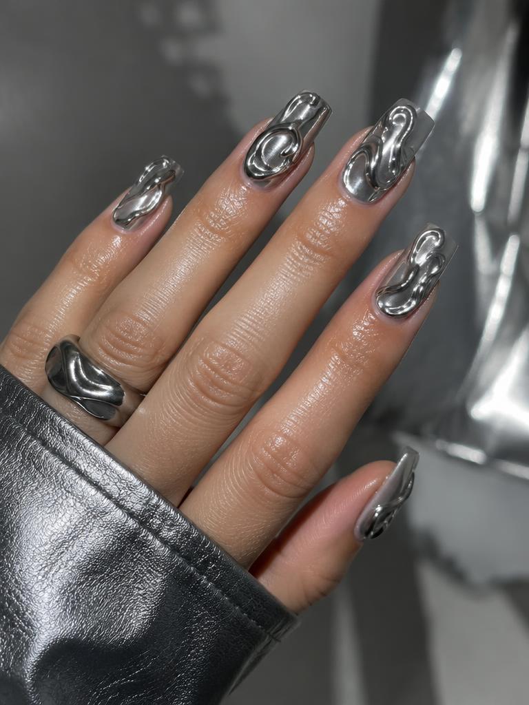 Liquid silver custom nail set